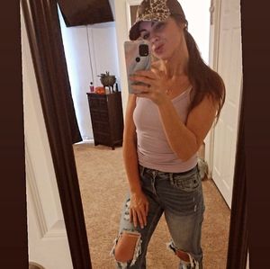 Meet your Posher, Alexandra